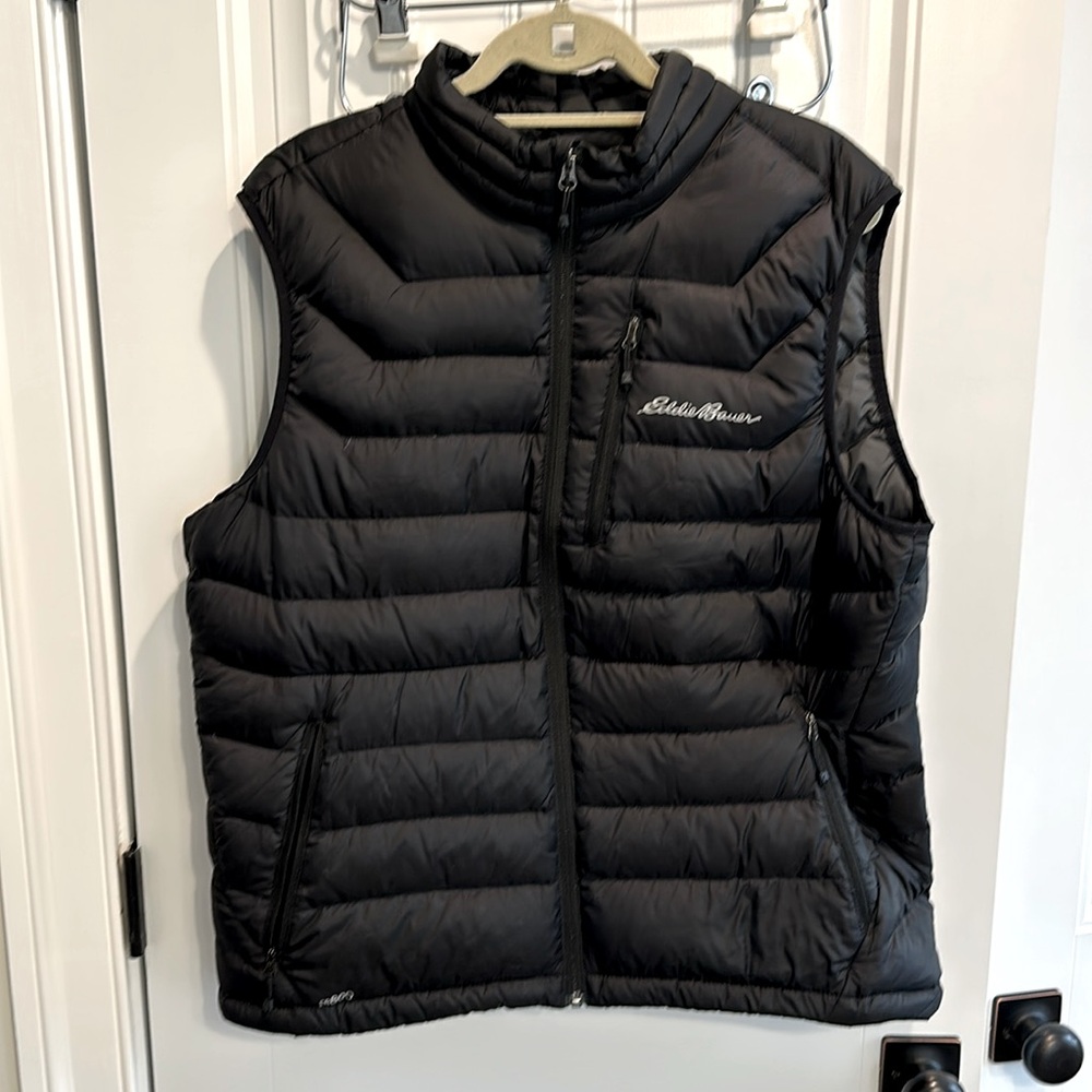 Eddie Bauer Puffer Vest - Size L